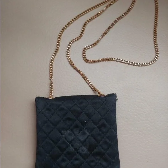 π₯Vintage Chanel Black Quilted Micro Mini Purse - Picture 4 of 12